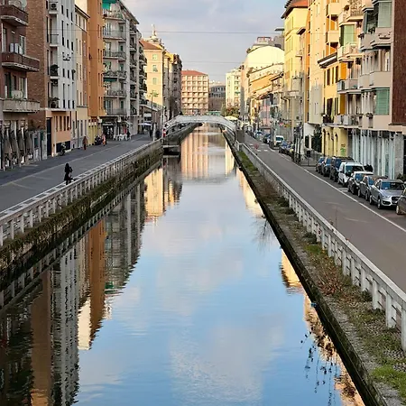 - Navigli * Milán