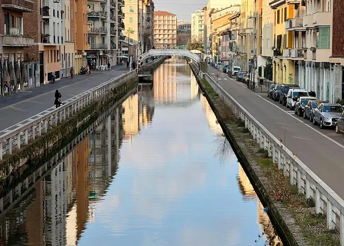 - Navigli * Mailand