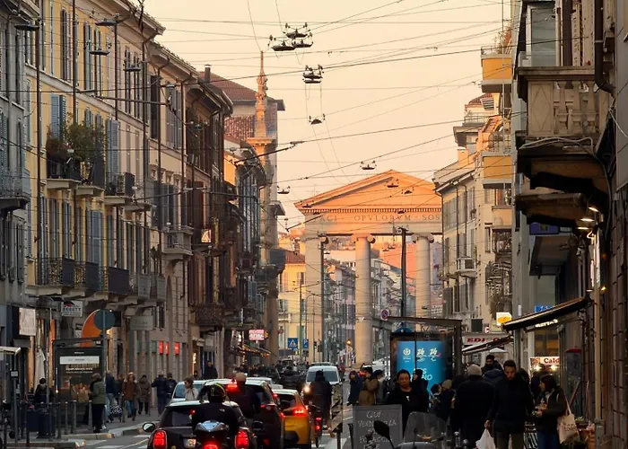 - Navigli Apartment